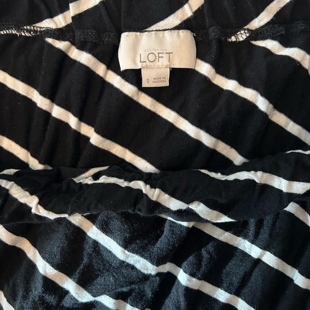 LOFT Black and White Striped Women's Skirt SMALL - Picture 3 of 3